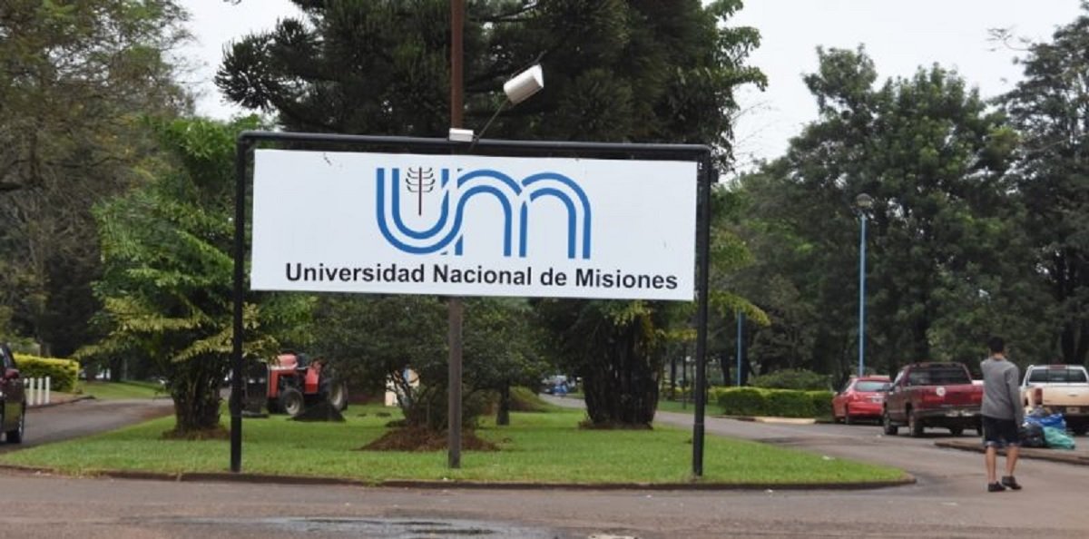 La UNaM continúa impulsando actividades académicas y de capacitación durante el receso invernal